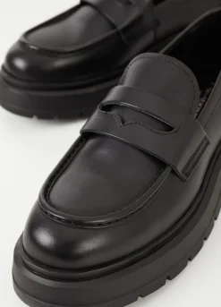 Loaferit<Vagabond Jeff Loafer Musta Nahka