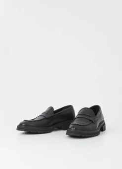 Loaferit<Vagabond Johnny 2.0 Loafer Musta Nahka