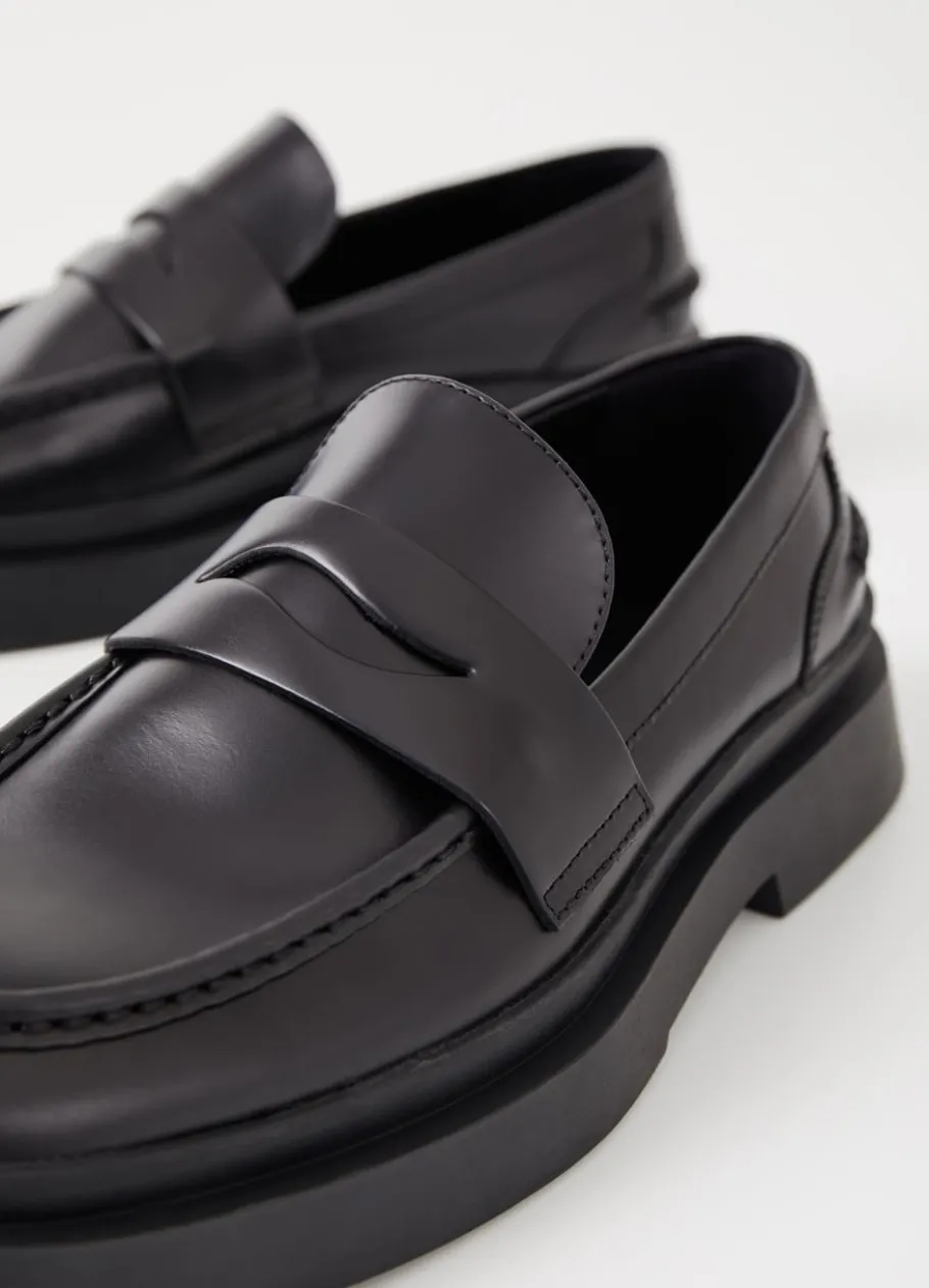 Juhlakengät<Vagabond Mike Loafer Musta Nahka