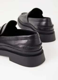 Juhlakengät<Vagabond Mike Loafer Musta Nahka